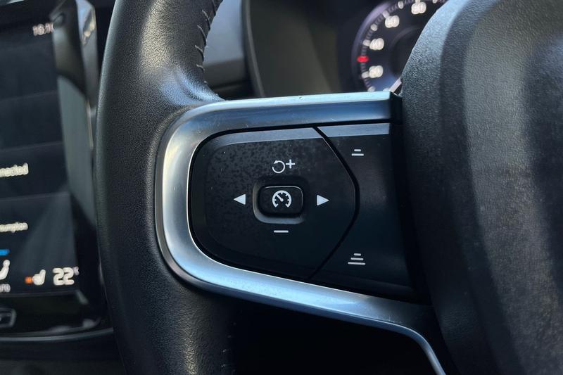 Used Volvo XC40 2020 for sale - 78077718: Photo 28