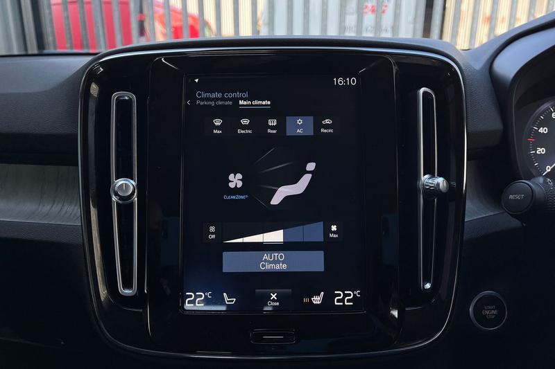 Used Volvo XC40 2020 for sale - 77959204: Photo 32