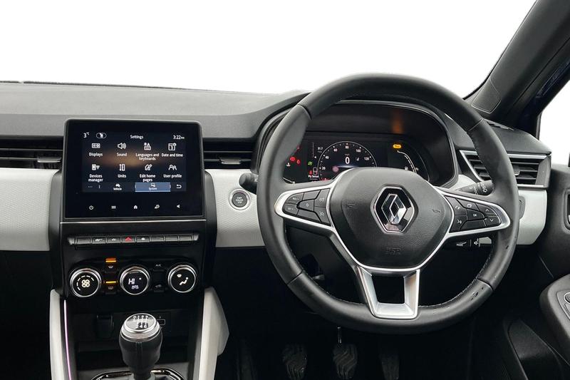 Used Renault Clio 2023 for sale - 77763741: Photo 11