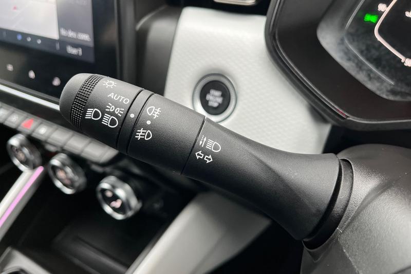 Used Renault Clio 2023 for sale - 77763741: Photo 14