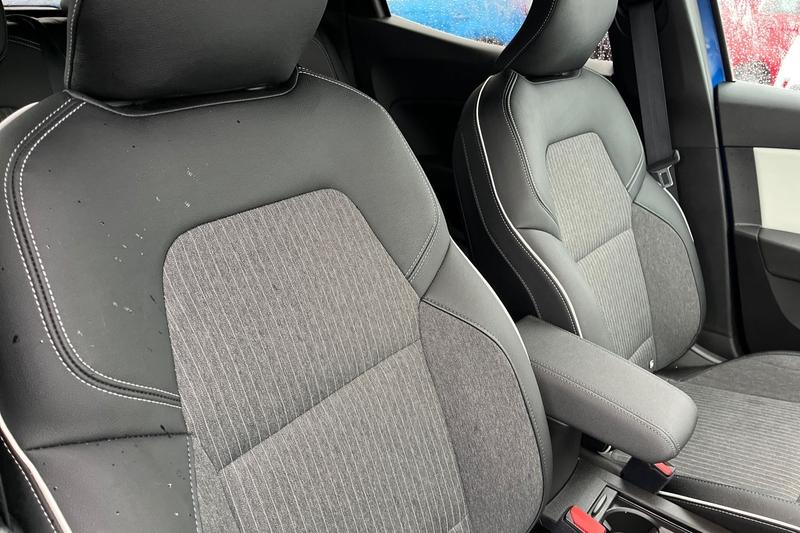 Used Renault Clio 2023 for sale - 77763741: Photo 17