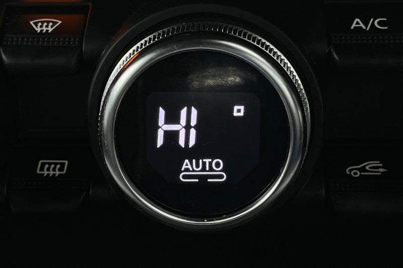 Used Renault Clio 2023 for sale - 77763741: Photo 40