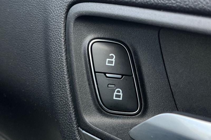 Used Ford Kuga 2022 for sale - 76355549: Photo 24