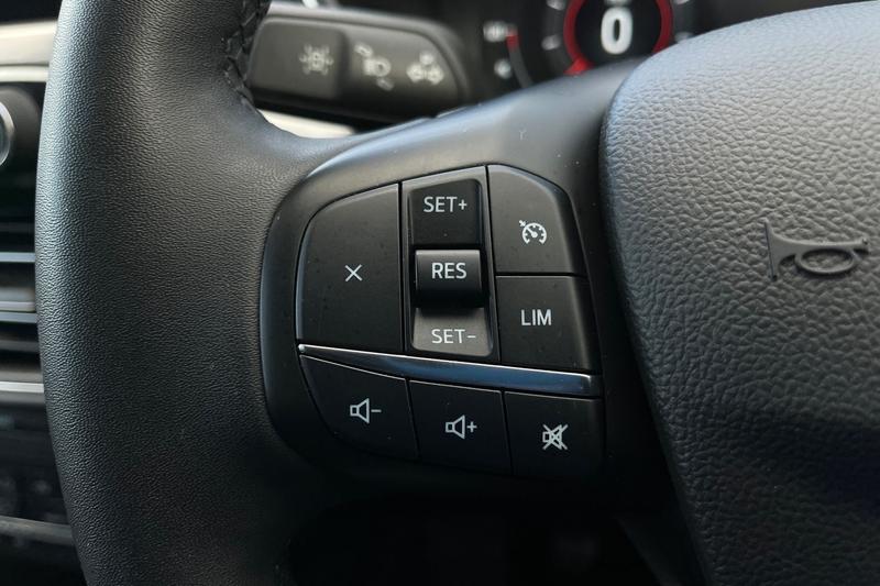 Used Ford Kuga 2022 for sale - 76355549: Photo 26