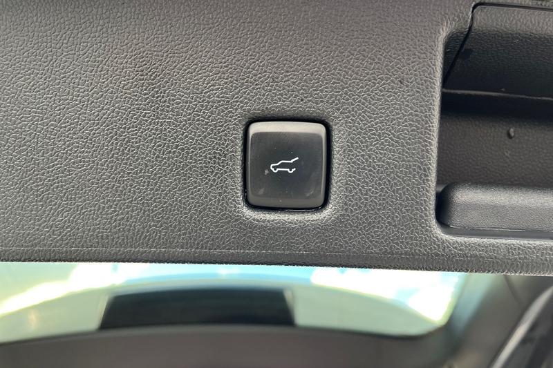 Used Ford Kuga 2022 for sale - 76355549: Photo 30