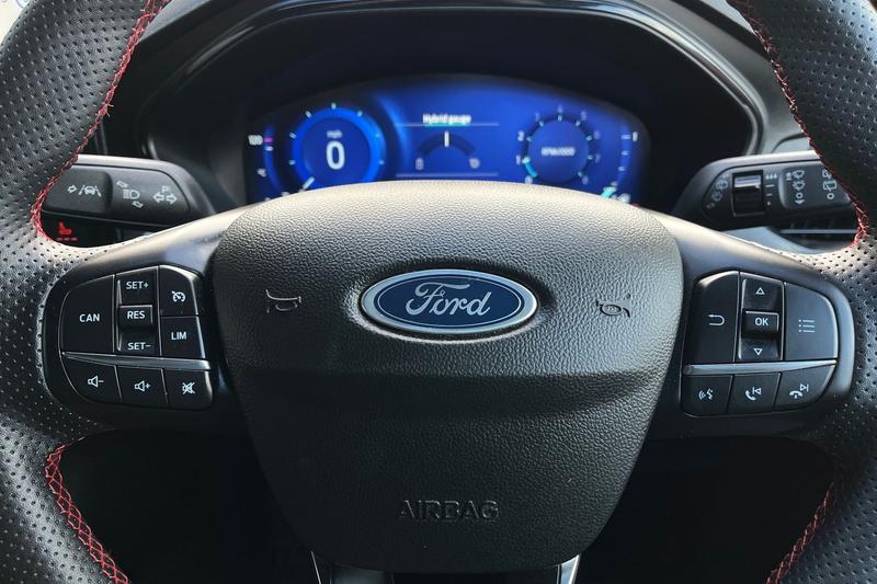 Used Ford Focus 2023 for sale - 77354370: Photo 12