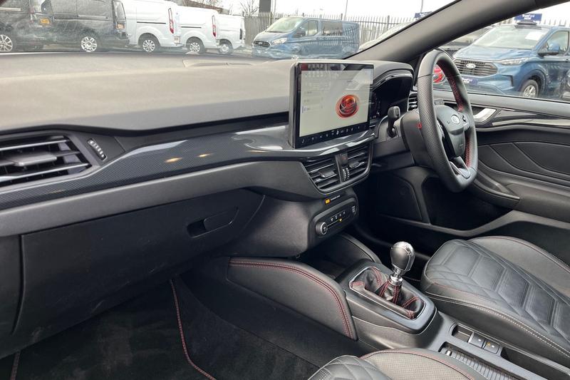 Used Ford Focus 2023 for sale - 77354370: Photo 18