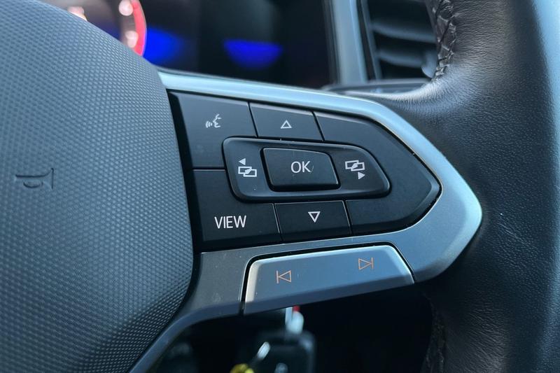 Used Volkswagen T-Roc 2022 for sale - 76866918: Photo 23