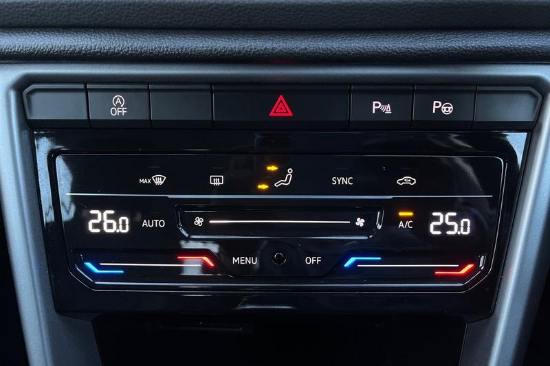 Used Volkswagen T-Roc 2022 for sale - 76866918: Photo 25