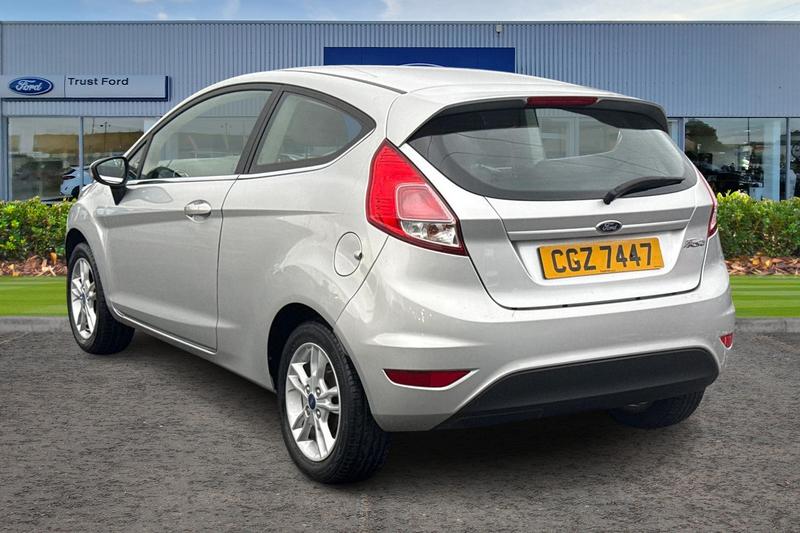 Used Ford Fiesta 2016 for sale - 76568523: Photo 2