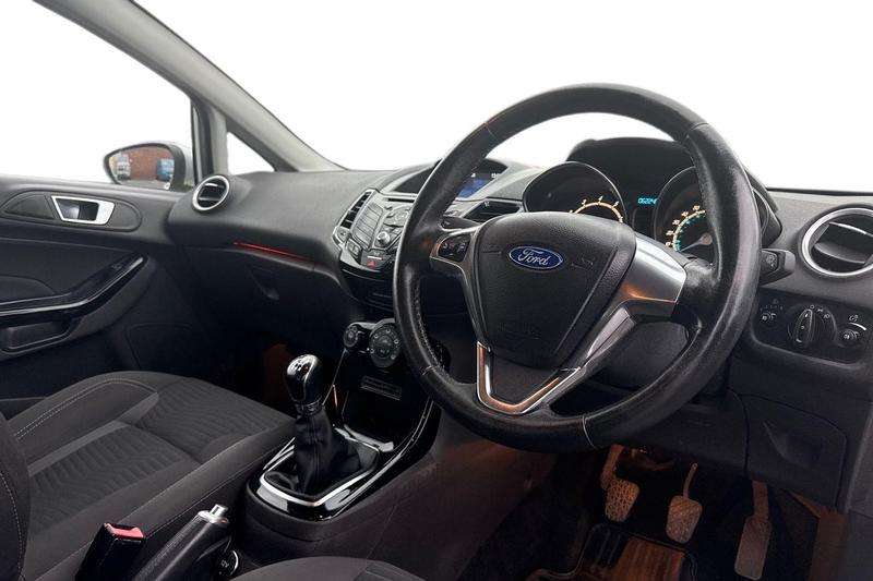 Used Ford Fiesta 2016 for sale - 76568523: Photo 9