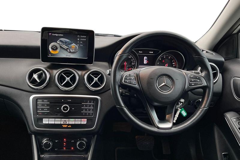 Used Mercedes-Benz GLA 2018 for sale - 77659781: Photo 11