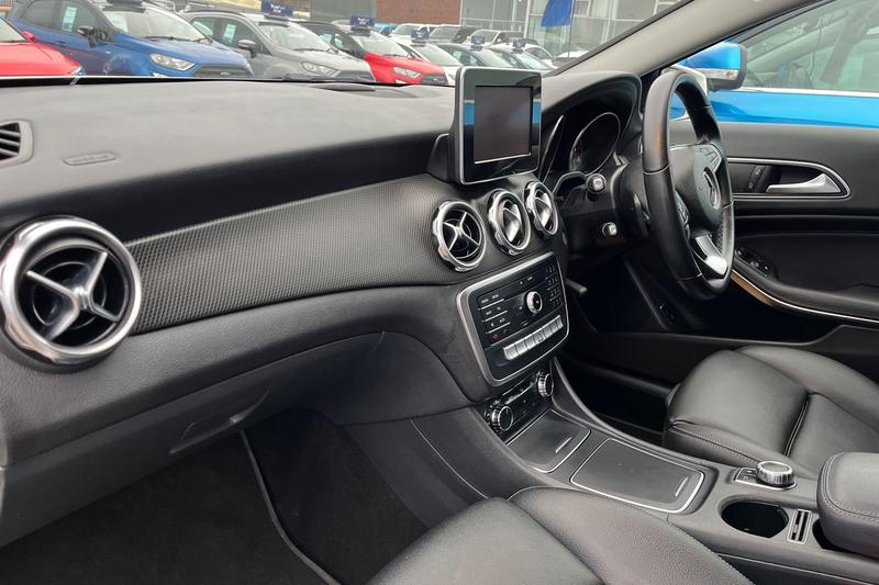 Used Mercedes-Benz GLA 2018 for sale - 77659781: Photo 18