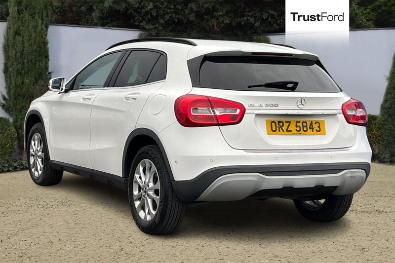 Used Mercedes-Benz GLA 2018 for sale - 77659781: Photo 2