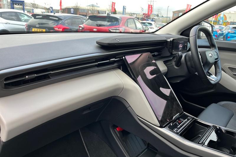 Used Ford Explorer 2025 for sale - 77367665: Photo 18