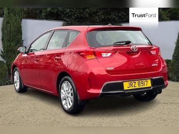 Used Toyota Auris 2015 for sale - 76782307: Photo