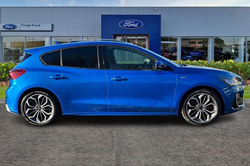 Used Ford Focus 2022 for sale - 76703268: Photo 3