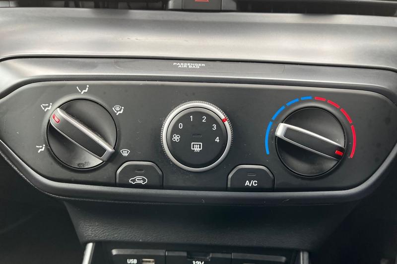 Used Hyundai i20 2022 for sale - 77747060: Photo 31