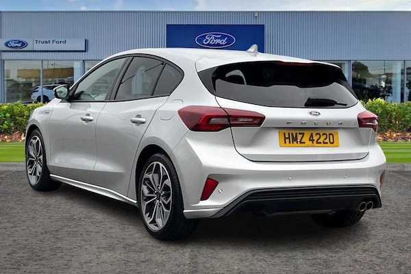 Used Ford Focus 2025 for sale - 76261068: Photo 2