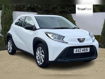 2023 - 1.0 VVT-i Pure Hatchback 5dr - REVERSING CAMERA, LANE KEEPING AID, AUTO HEA