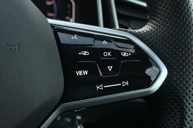 Used Volkswagen T-Roc 2022 for sale - 76862525: Photo 23