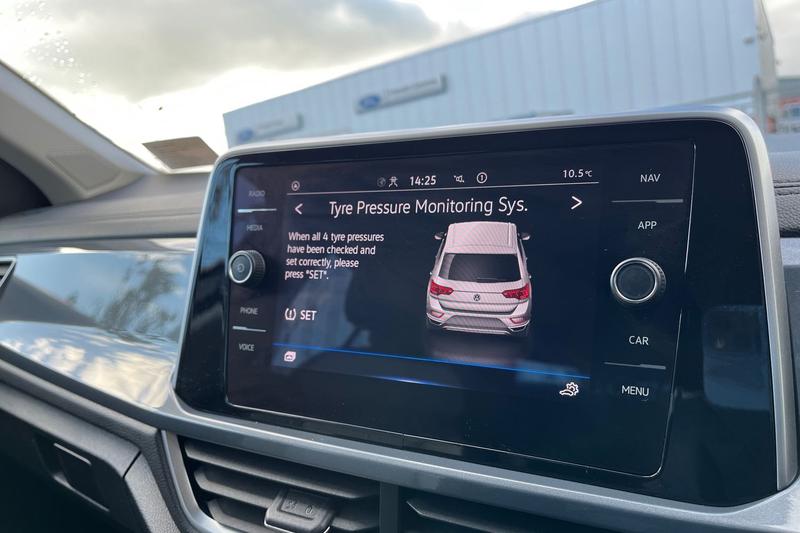 Used Volkswagen T-Roc 2022 for sale - 77675546: Photo 30