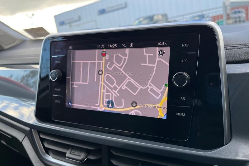 Used Volkswagen T-Roc 2022 for sale - 77675546: Photo 31