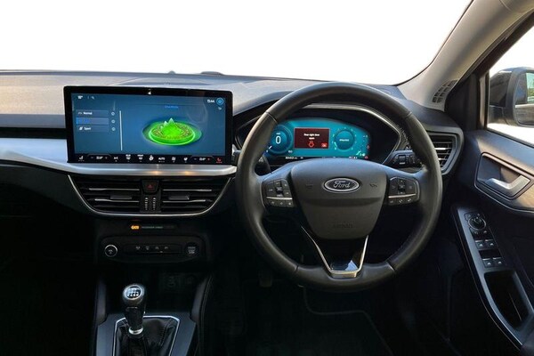 Used Ford Focus 2023 for sale - 76089584: Photo 11