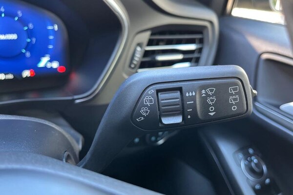Used Ford Focus 2023 for sale - 76089584: Photo 15