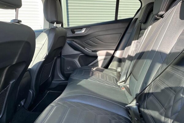 Used Ford Focus 2023 for sale - 76089584: Photo 20