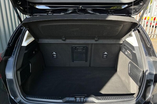 Used Ford Focus 2023 for sale - 76089584: Photo 21