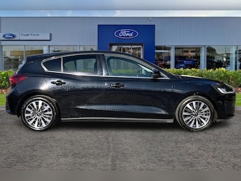 Used Ford Focus 2023 for sale - 76089584: Photo 3