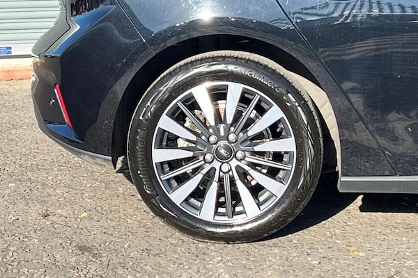 Used Ford Focus 2023 for sale - 76089584: Photo 8
