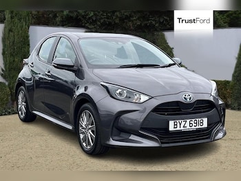 Used Toyota Yaris 2022 for sale - 75673687: Photo