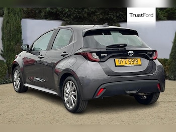 Used Toyota Yaris 2022 for sale - 75673687: Photo