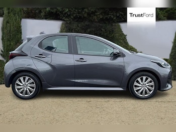 Used Toyota Yaris 2022 for sale - 75673687: Photo