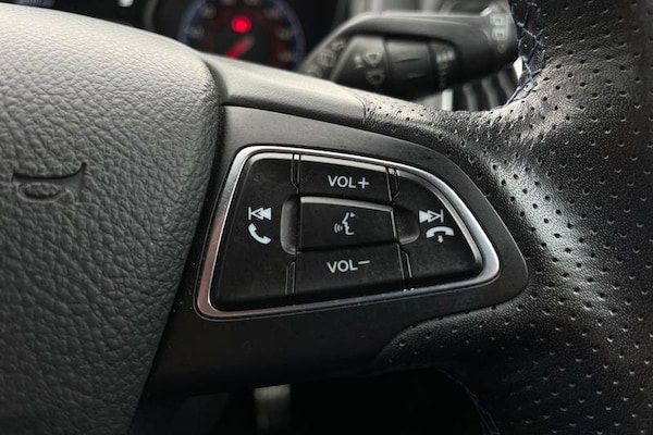 Used Ford Focus for sale - 76252387: Photo 24