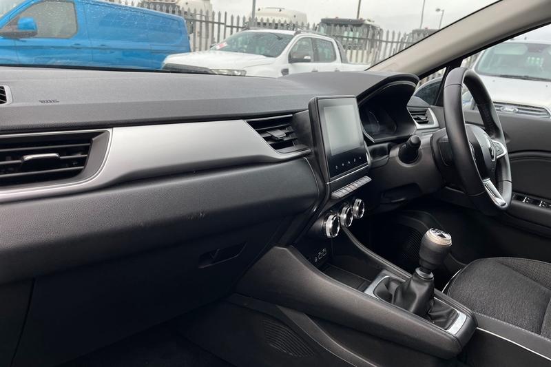 Used Renault Captur 2024 for sale - 77641454: Photo 18