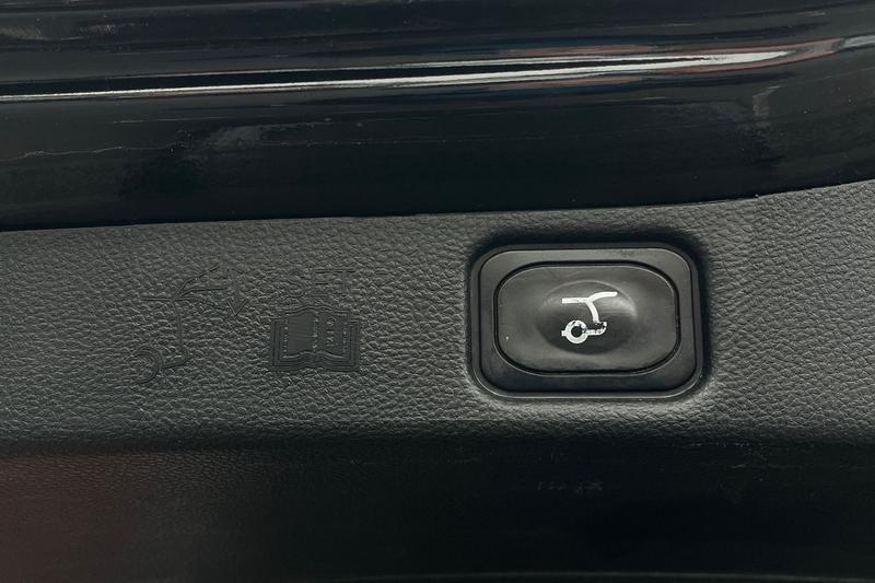 Used Ford Galaxy 2019 for sale - 77819811: Photo 22