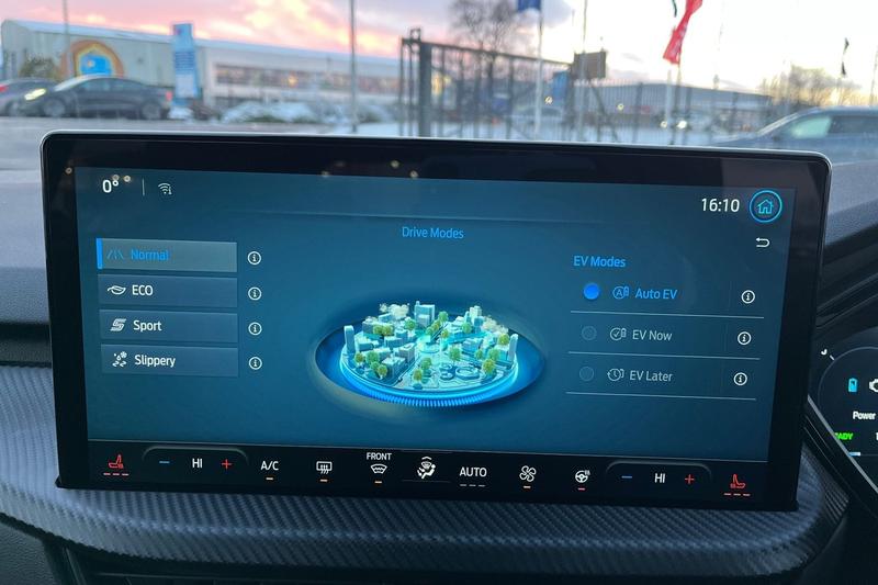 Used Ford Kuga 2025 for sale - 77113061: Photo 40