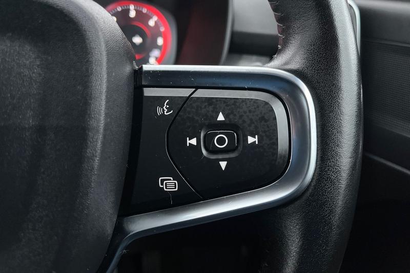 Used Volvo XC40 2018 for sale - 77450457: Photo 23