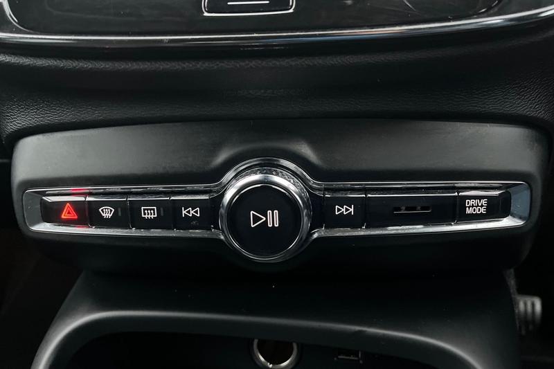 Used Volvo XC40 2018 for sale - 77450457: Photo 26