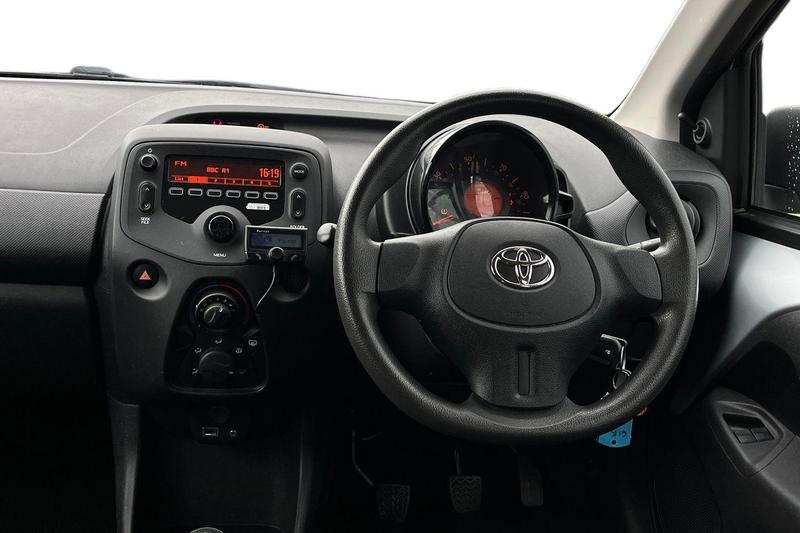 Used Toyota AYGO 2019 for sale - 76006283: Photo 11