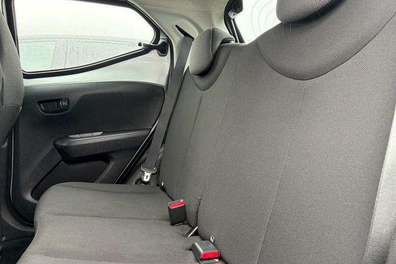 Used Toyota AYGO 2019 for sale - 76006283: Photo 20