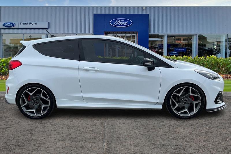 Used Ford Fiesta 2019 for sale - 78095204: Photo 3