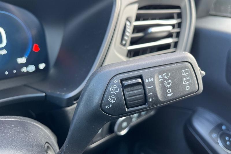 Used Ford Kuga 2025 for sale - 77665682: Photo 15