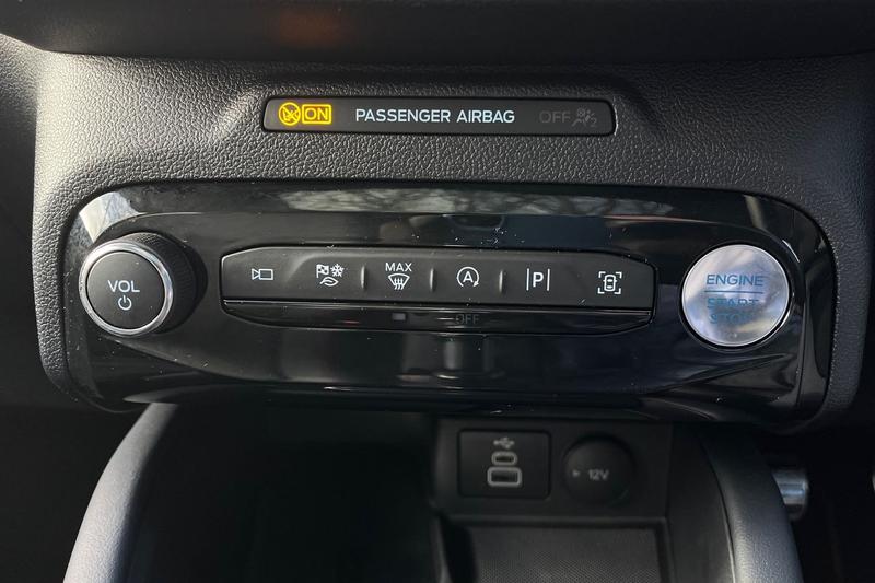 Used Ford Kuga 2025 for sale - 77665682: Photo 27