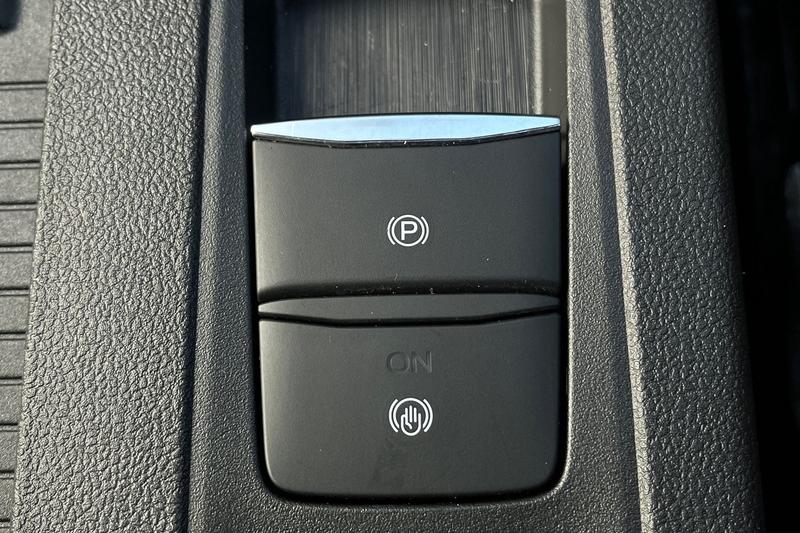 Used Ford Kuga 2025 for sale - 77665682: Photo 29