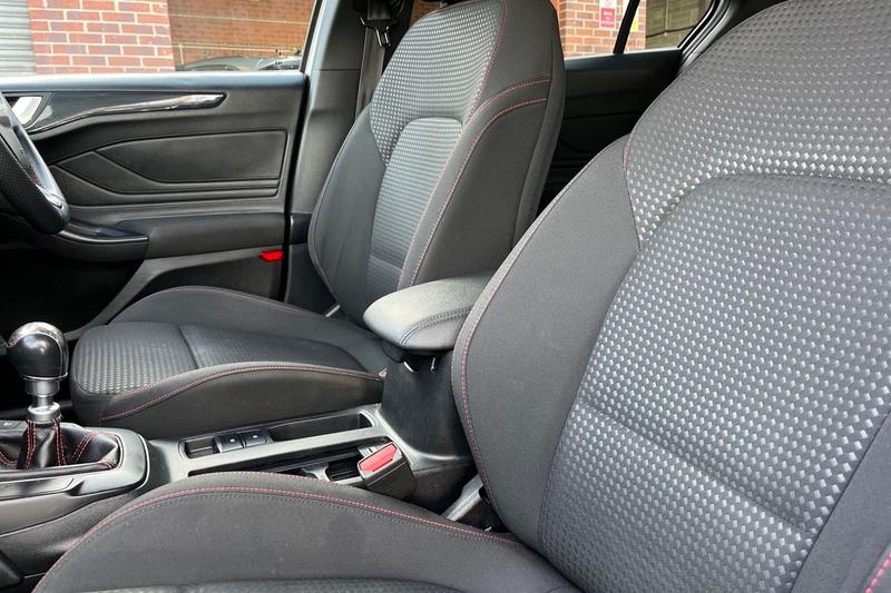 Used Ford Focus 2020 for sale - 77582064: Photo 19