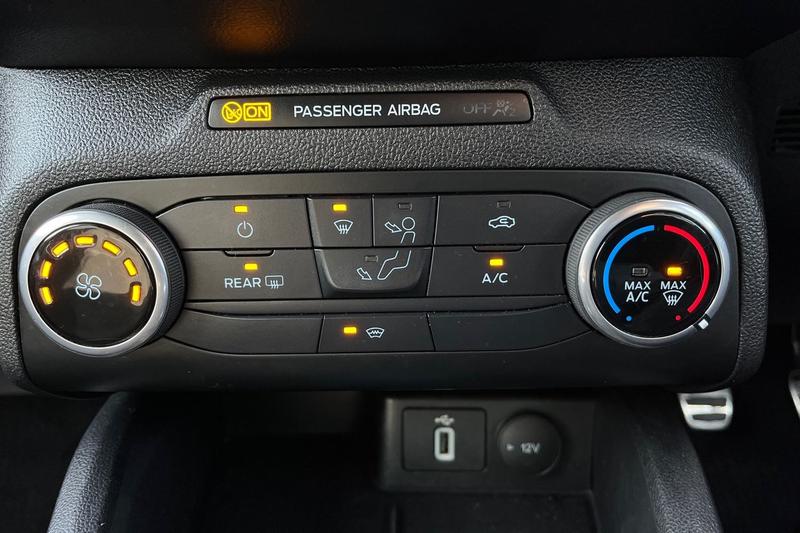 Used Ford Focus 2020 for sale - 77582064: Photo 29